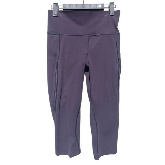 Lululemon Pace Perfect Crop (17") pants 6 legging Boysenberry purple